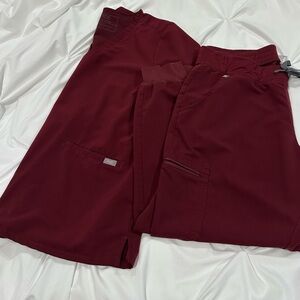 Women’s Burgundy Figs scrub set